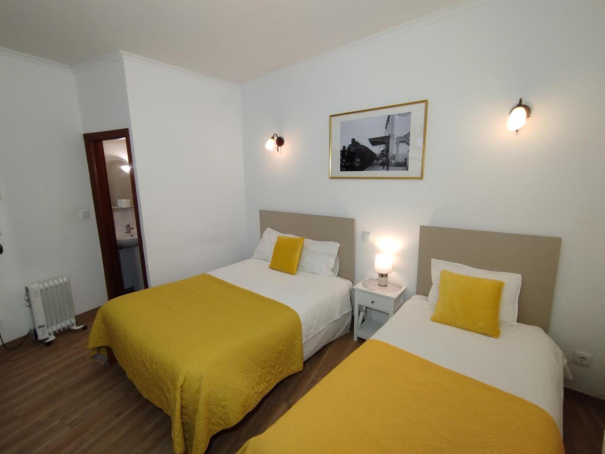 Al - Casa 42 Hotel Monção Buitenkant foto
